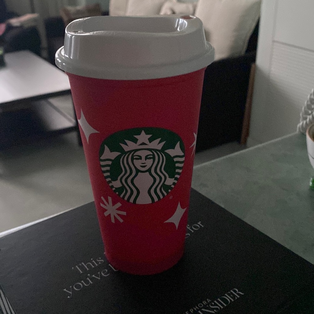 2022 Starbucks Christmas Season Red Cup
